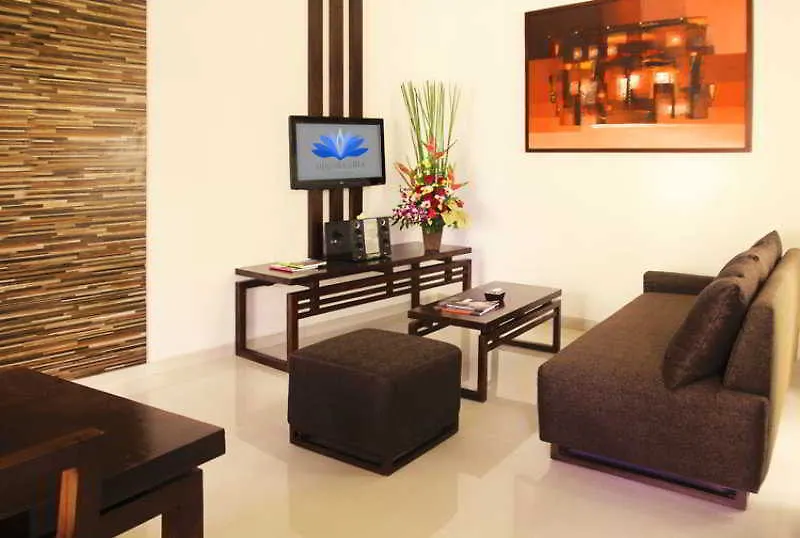 Uppala Villa Seminyak 0*, Seminyak (Bali)